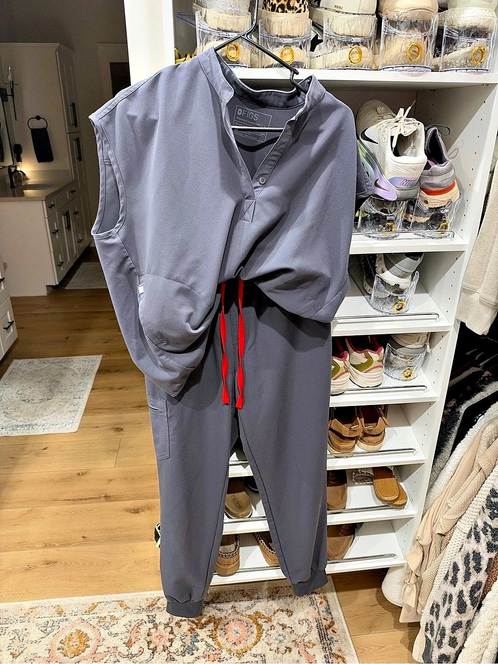 FIGS Women’s Charcoal Scrubs